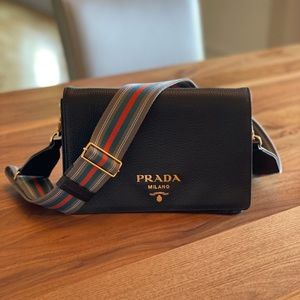 PRADA foldover leather shoulder bag - Black